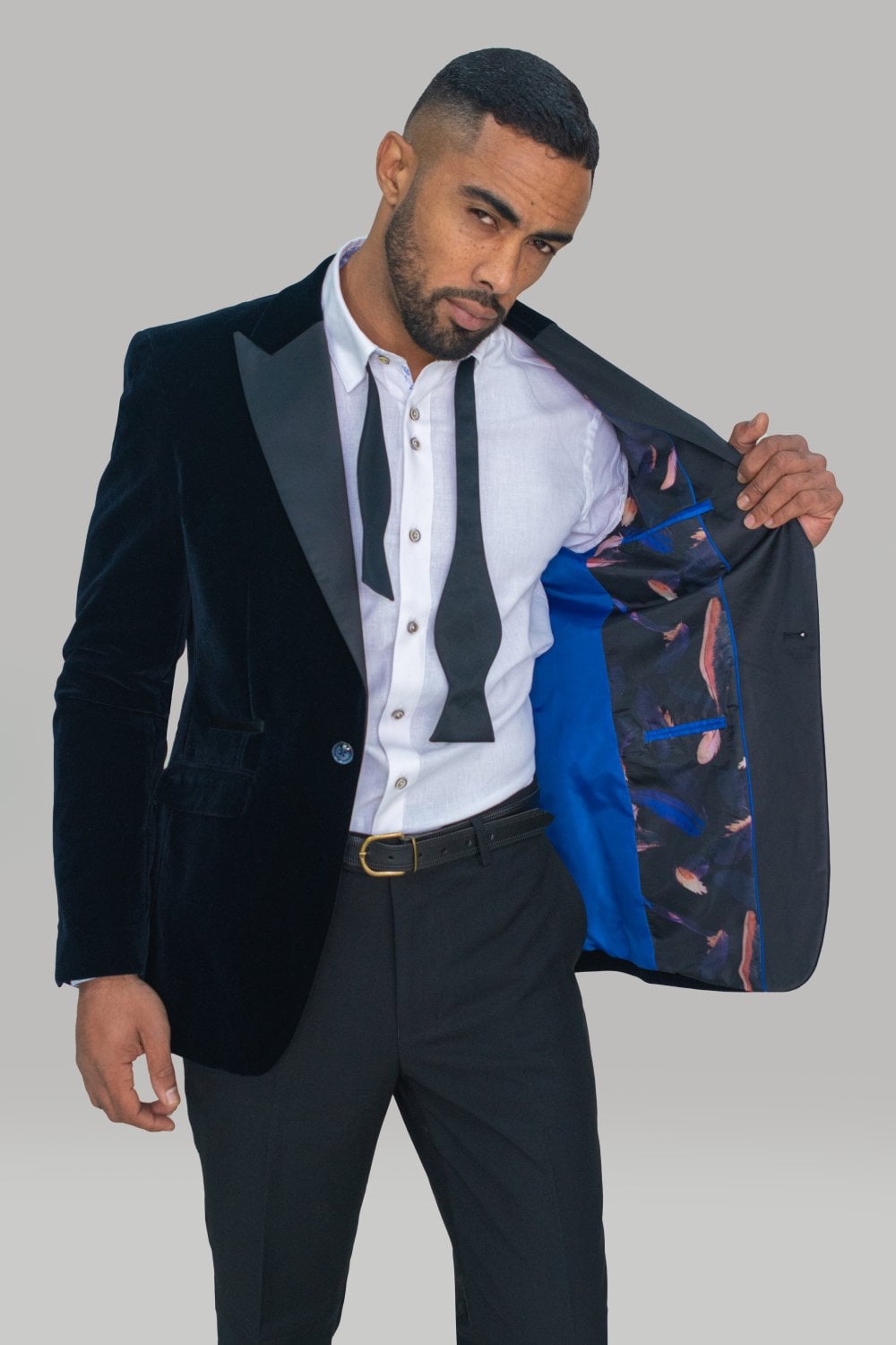 Retail - Rosa Midnight Blue Cavani Velvet Jacket