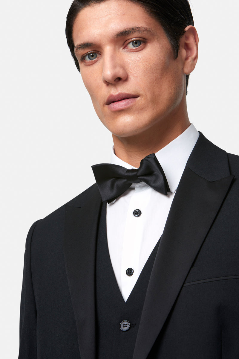 Retail Benietti Three-Piece Tuxedo Suit